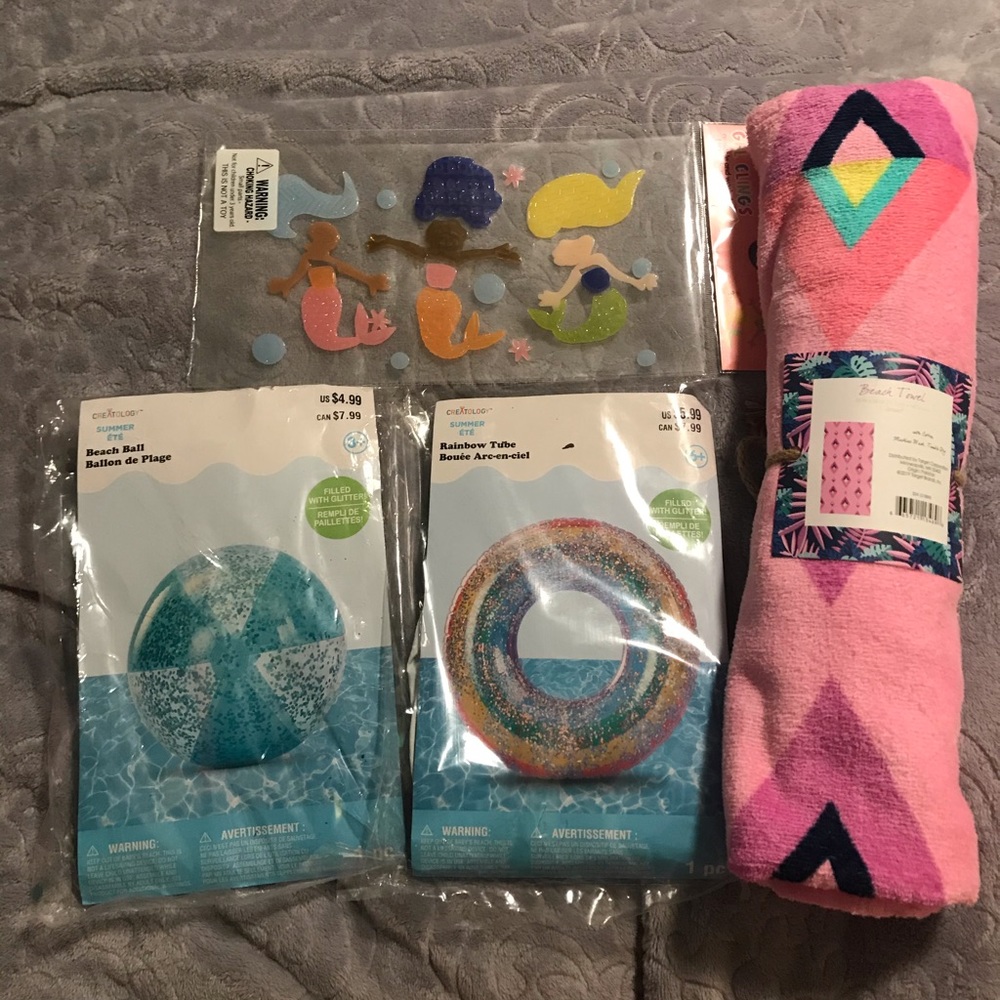 Beach/pool bundle - Picture 2 of 15